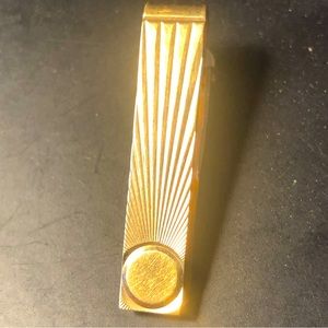 Vintage 14 kt gold tie clip